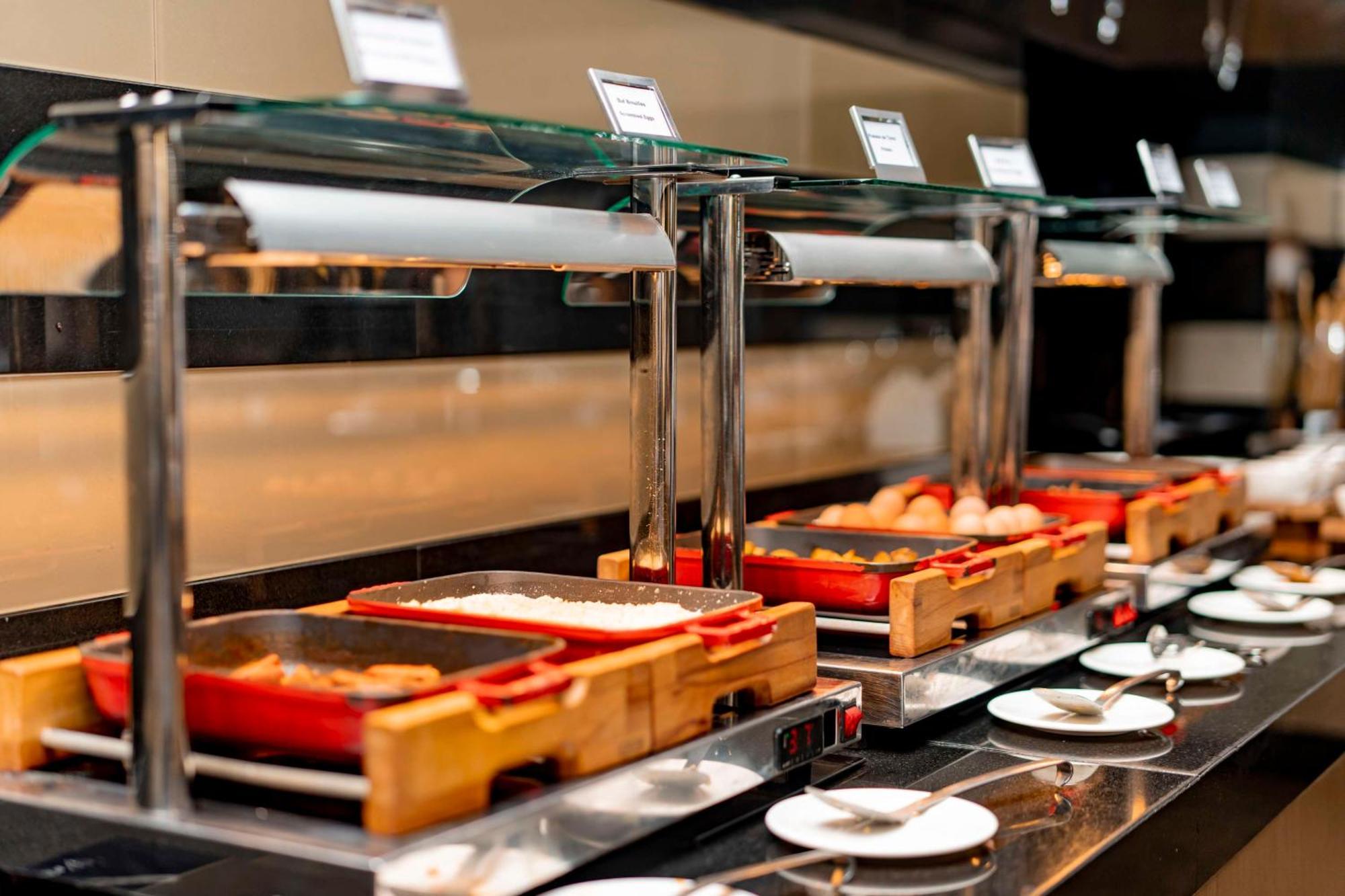 Radisson Blu Hotel & Conference Center, 니아메 외부 사진