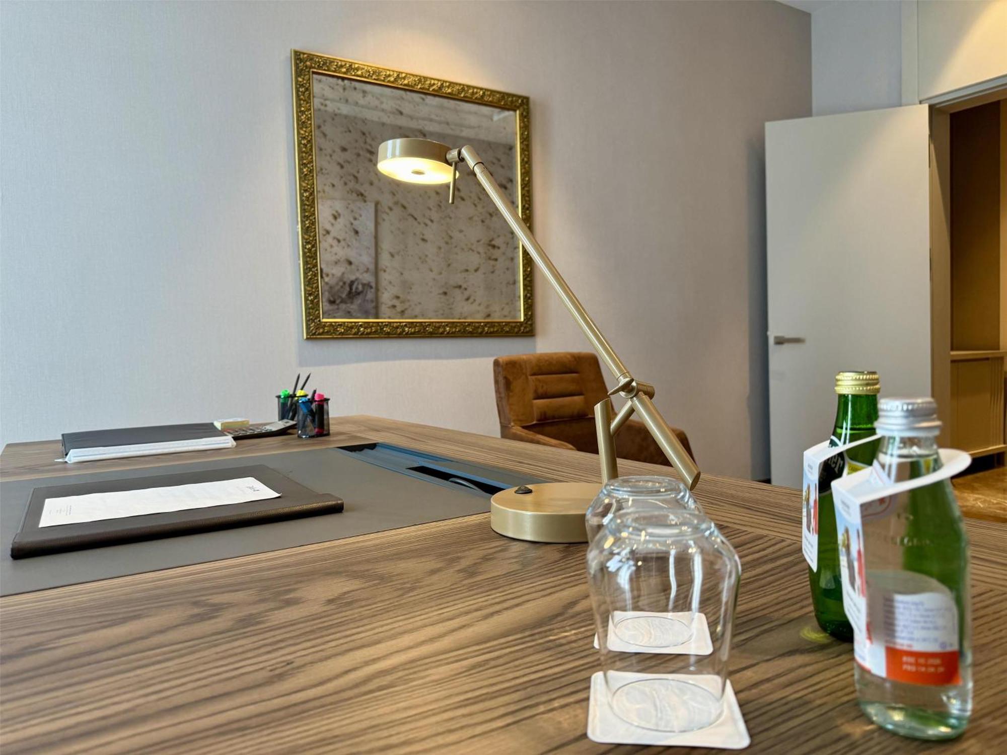 Radisson Blu Hotel & Conference Center, 니아메 외부 사진